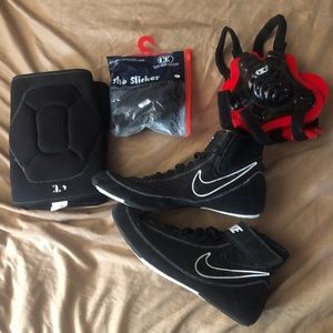 men’s wrestling gear